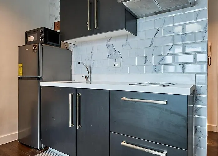 Cozy Crib At Acqua Residences - Rockwell Views Apartment *