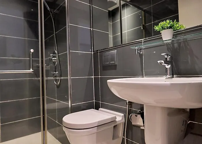 Cozy Crib At Acqua Residences - Rockwell Views * Manila