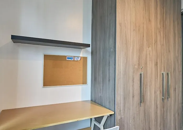Apartment Cozy Crib At Acqua Residences - Rockwell Views *