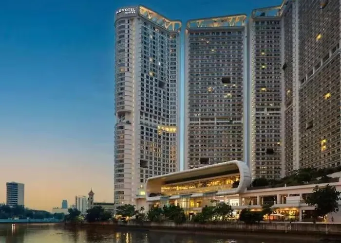 Cozy Crib At Acqua Residences - Rockwell Views Apartment