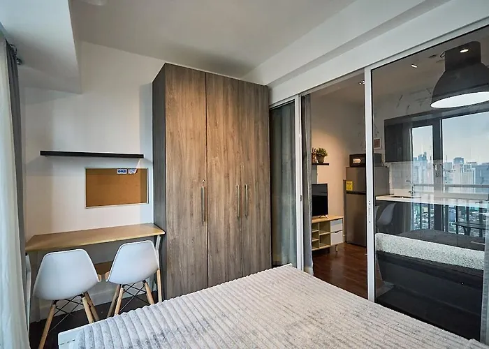 Apartment Cozy Crib At Acqua Residences - Rockwell Views *